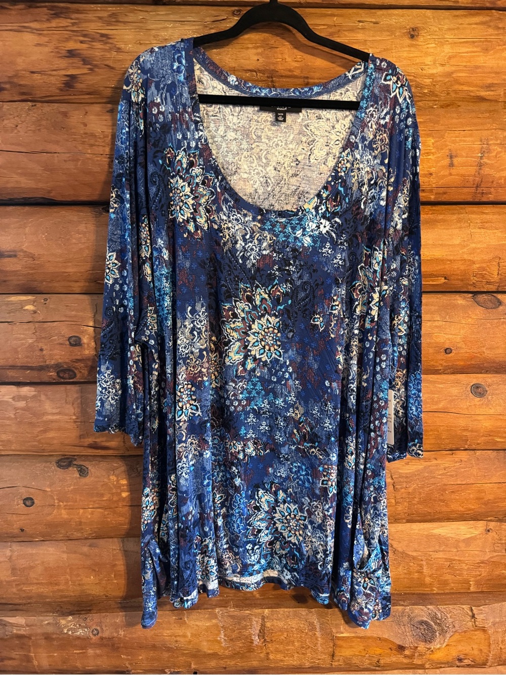 Chelsea size 34-36w nwt Blue Floral Scoop-Neck Tunic - Relaxed Fit